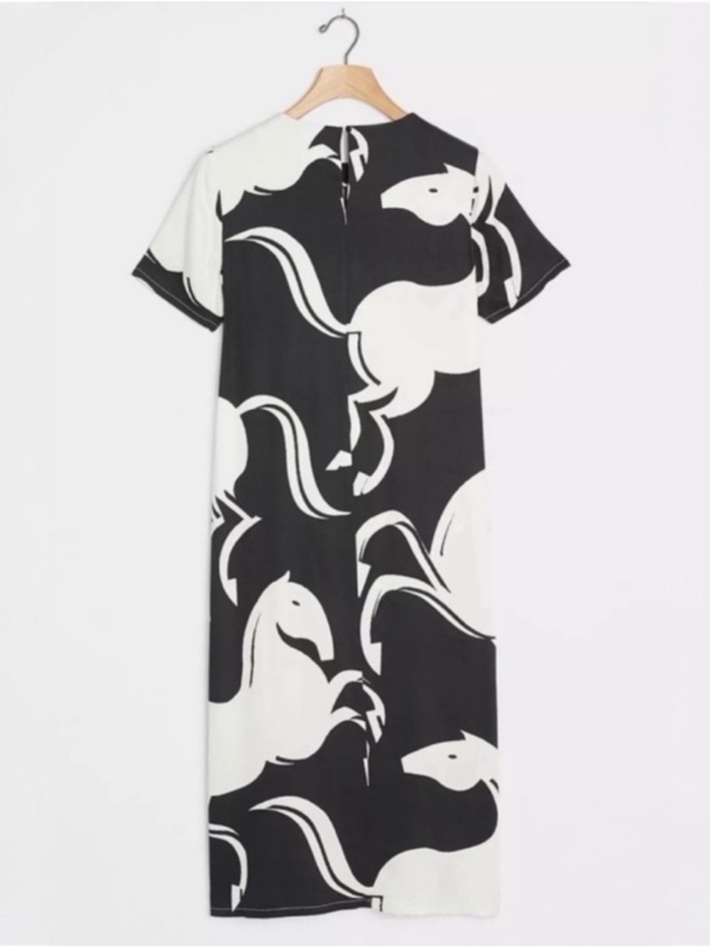 Corey Lynn Calter, Caballos Midi Dress. Graphic Horse Print. Black/White. Size M - Picture 7 of 12